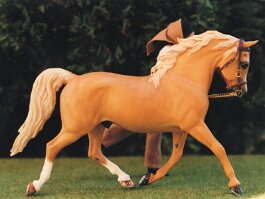 Khan Classic Jem, Welsh B. Animal Artistry Classic resin Welsh B r in 1997