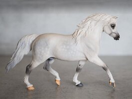 Frosty, Welsh A Stallion. Animal Artistry Cl resin Welsh A stallion r in 1990’s?