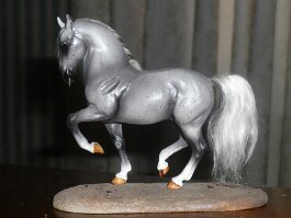 Fleabitten grey Spanish stallion. Animal Artistry resin SM Lipizzaner r/h in 1999